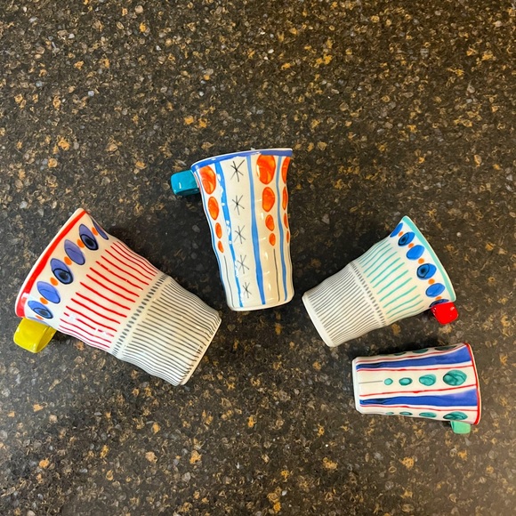 Anthropologie Tall Measuring Set of 4 Nesting Cups Ceramic 1c, 1/2c, 1/3c 1/4c - Picture 2 of 8